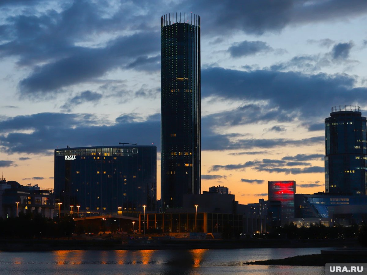 Новости - Екатеринбург уходит под землю: где спрятать автобус и как станцевать на крыше парковки? новости