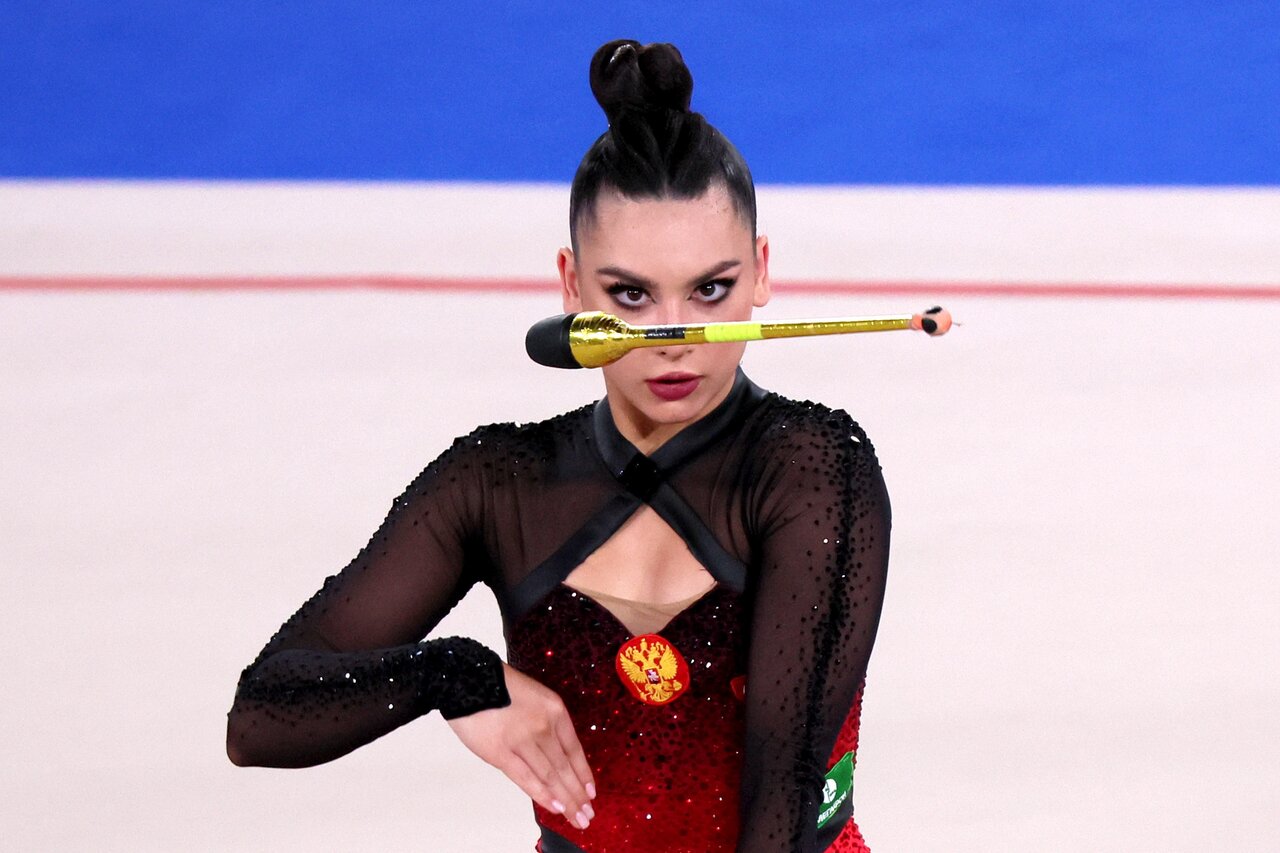 Новости - Пируэт дипломатии: Лала Крамаренко возвращается, или Как красота пробила бюрократическую стену новости