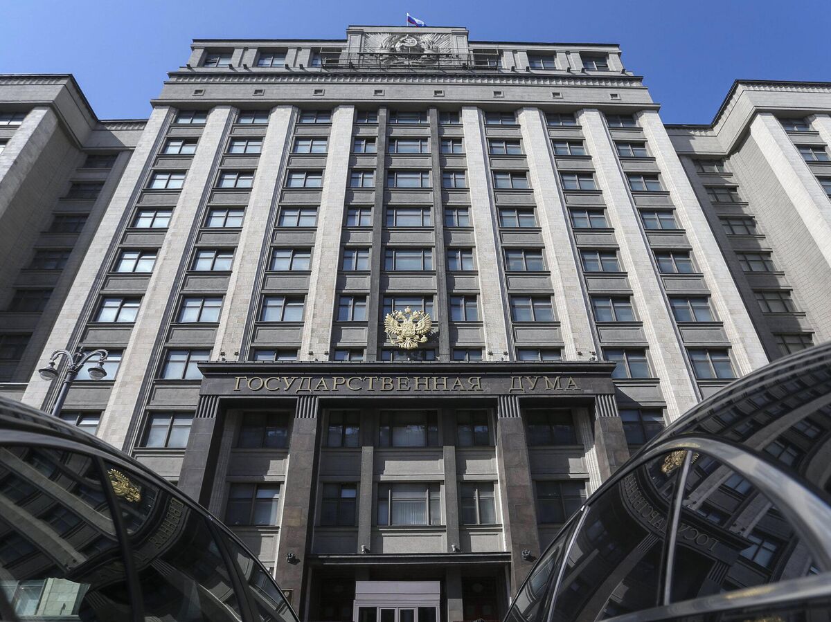 Новости - В ГД предложили разрешить ставить в школах автоматы со здоровыми снеками новости