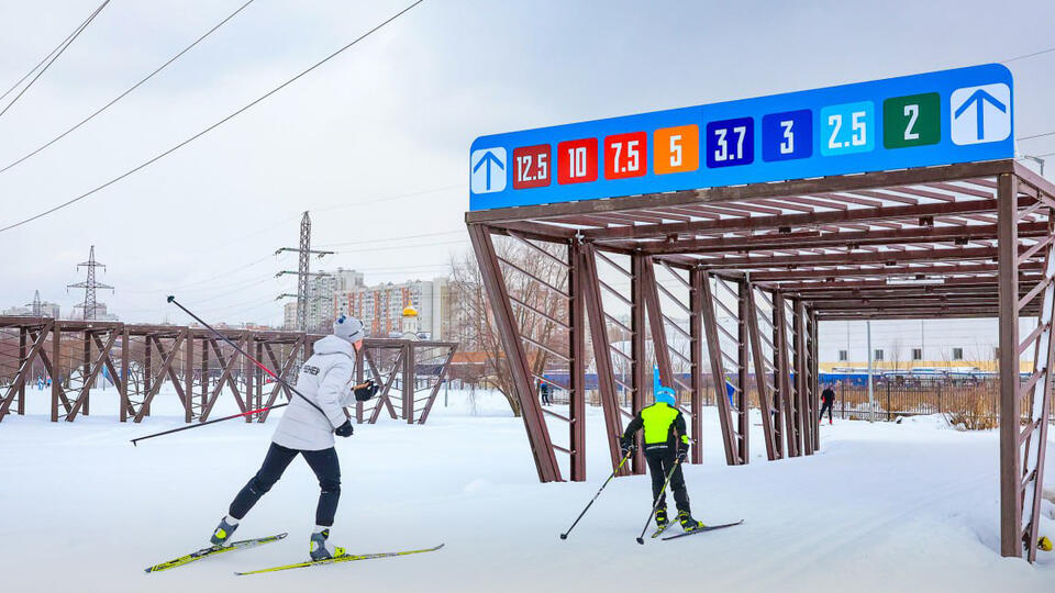 Новости - Москва встает на лыжню: 140 километров чистого скольжения и снежные «трансформеры» во дворах новости