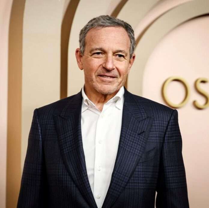 Внимание! Глава Disney Роберт Айгер теперь зарабатывает целых $41,1 млн! Да-да, вы не ослышались, это на 30% больше, чем в прошл... - новости