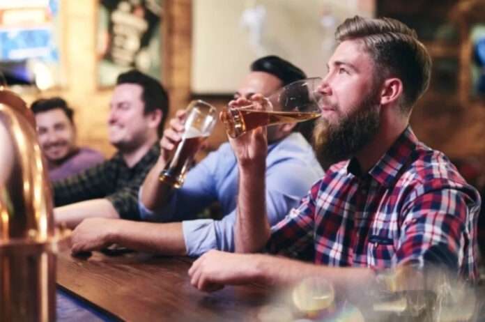 Пьяненькие новости: сколько пива можно пить без вреда, учит нарколог. - новости