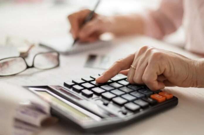 В России небо стало яснее, а карманы пенсионеров — чуть полнее! Стало известно, что с 1 января 2023 года страховые пенсии проинд... - новости