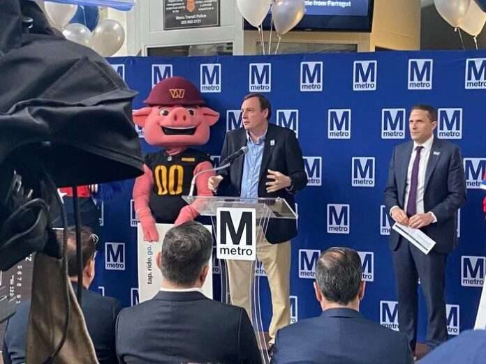 😆 В метро Вашингтона запустили инновацию – оплату банковскими картами - новости