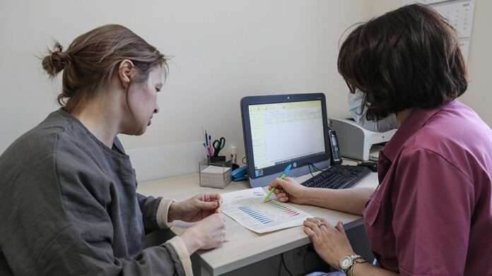 ​Эндокринолог предупредила о риске серьезных заболеваний при дефиците витамина D - новости