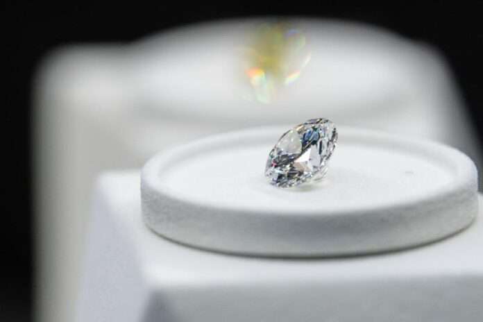 После трех лет стагнации алмазная отрасль может снова стать привлекательным объектом для инвестиций: цены на камни постепенно ра... - новости