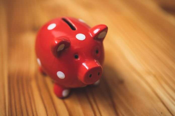 ​Эксперты изучили зарплатные ожидания журналистов и дизайнеров. В каких профессиях наибольший разрыв между желаниями и реальност... - новости