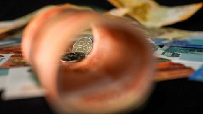 Путин: российская экономика становится более качественной и сложной - новости