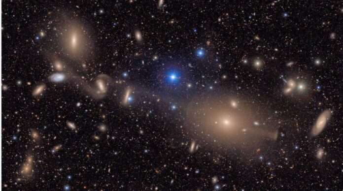 Крупнейший в мире телескоп в обсерватории имени Веры Рубин в Чили передал первые снимки ночного неба после более чем десяти лет ... - новости