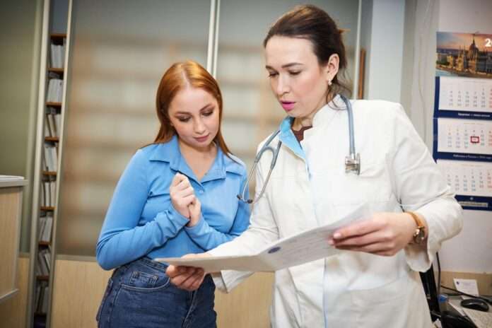 ​В Китае открыли клинику по лечению нежелания ходить на работу - новости