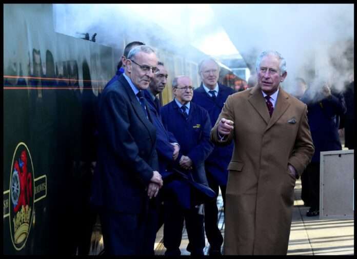 Король Карл III отказался от 156-летнего королевского поезда. Состав будет выведен из эксплуатации к 2027 году ради сокращения р... - новости