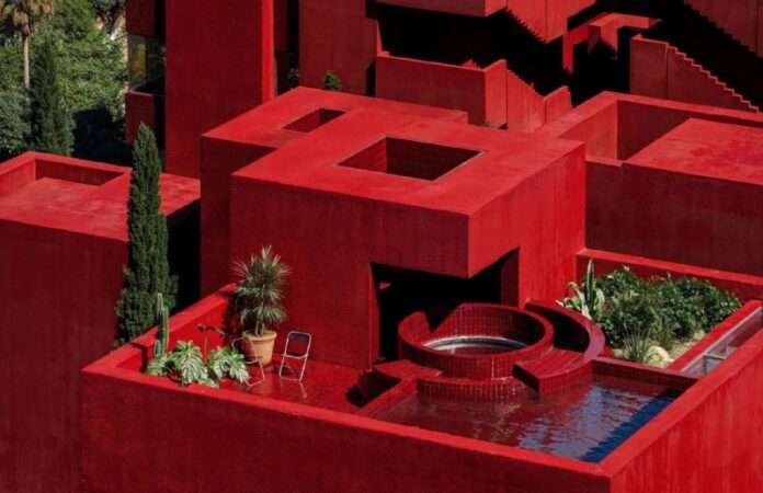 ​Маршрут перестроен: куда едут путешественники, чтобы избежать толп туристов - новости