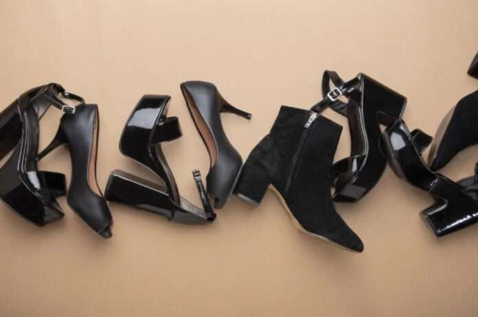 ​Эксперт моды Эвелина Хромченко назвала актуальные этой осенью модели обуви - новости