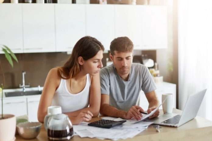 ​Эксперты объяснили, почему мужчины в браке успешнее в карьере - новости