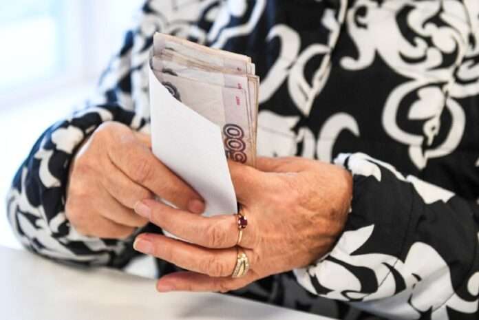 Работа до старости или пенсия: россияне рассказали, на что они рассчитывают больше - новости