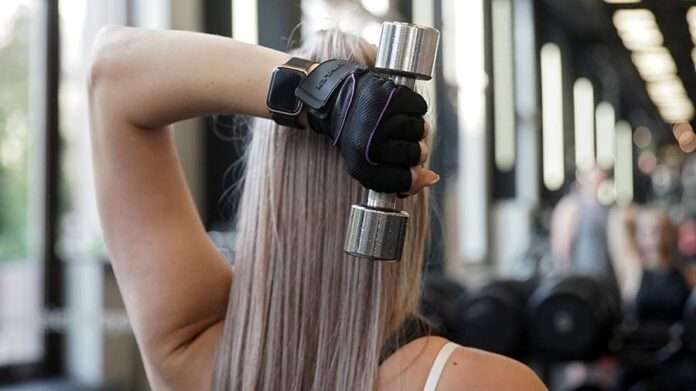 Диетологи указали на способы сохранить здоровый образ жизни в период праздников - новости