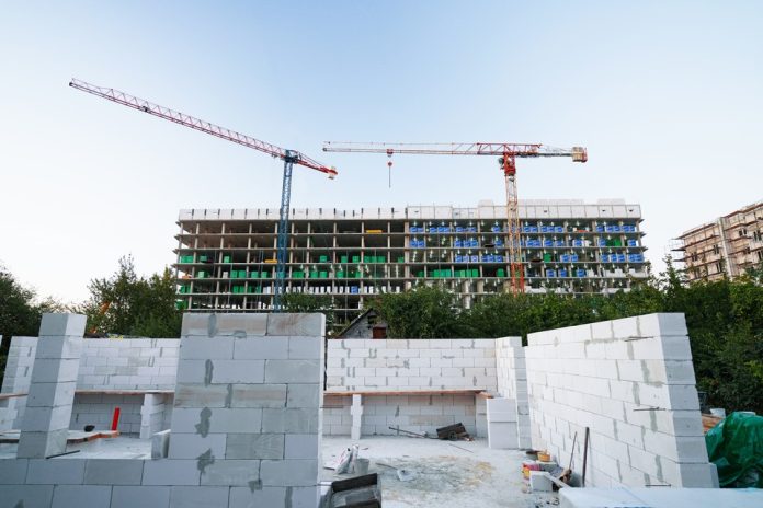 Хуснуллин сообщил, когда утвердят стандарты отделки многоквартирных домов - новости