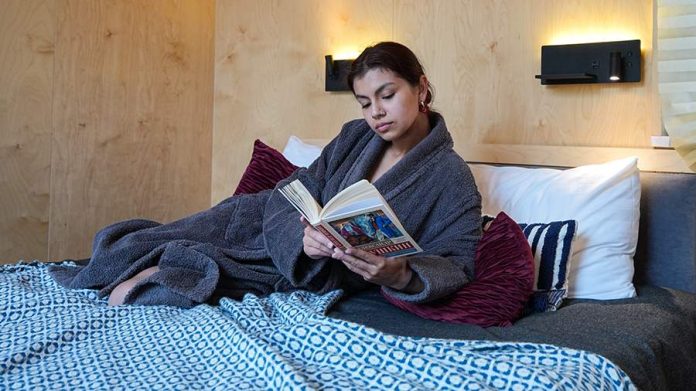 Ученые указали на развитие мышления благодаря глубокому чтению - новости