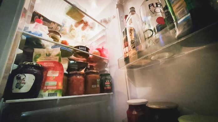 Питаемся правильно зимой: горячий борщ и жирненькая рыбка спасают! - новости