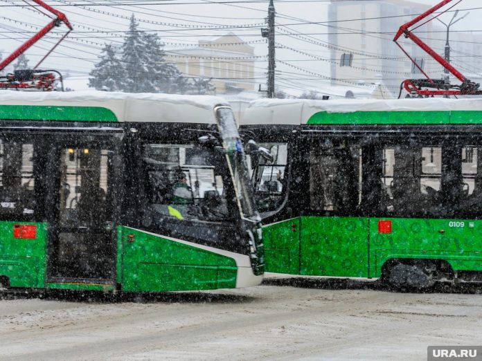 В Челябинск прибыла первая партия трехсекционных трамваев для метротрама - новости