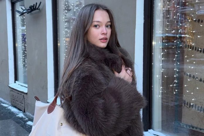 Никаких взрослых образов. Анна Павага из списка самых красивых детей мира мечтает закончить школу и стать балериной... - новости