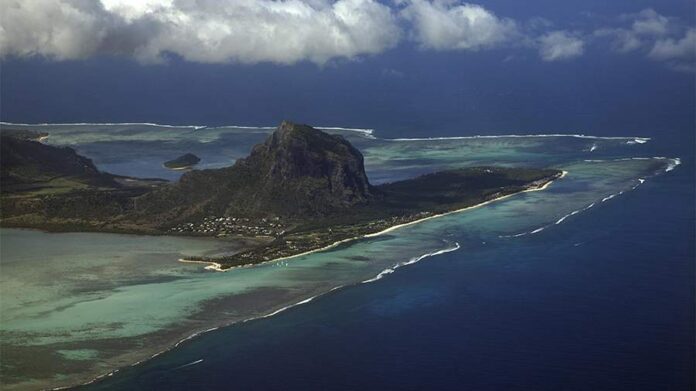 В АТОР назвали самые дорогие туры за рубеж и по России в 2025 году - новости