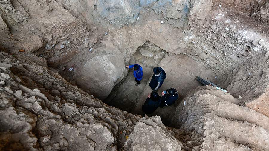 Древние артефакты с символами