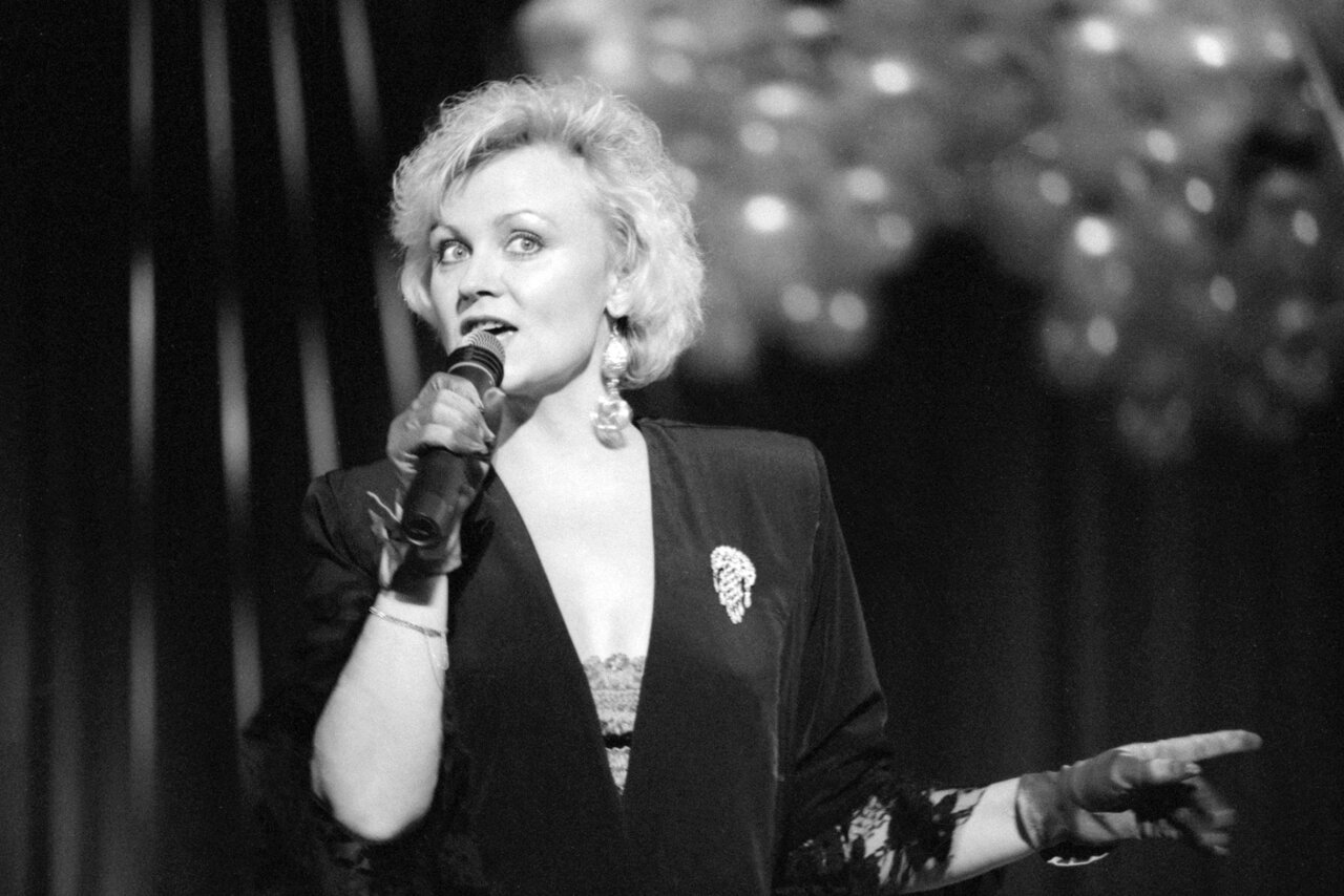 Анне Вески в молодости