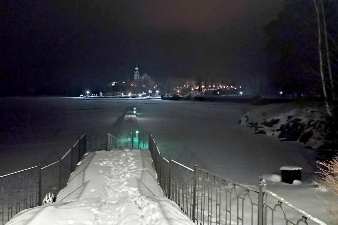 Вид на Валаамский монастырь