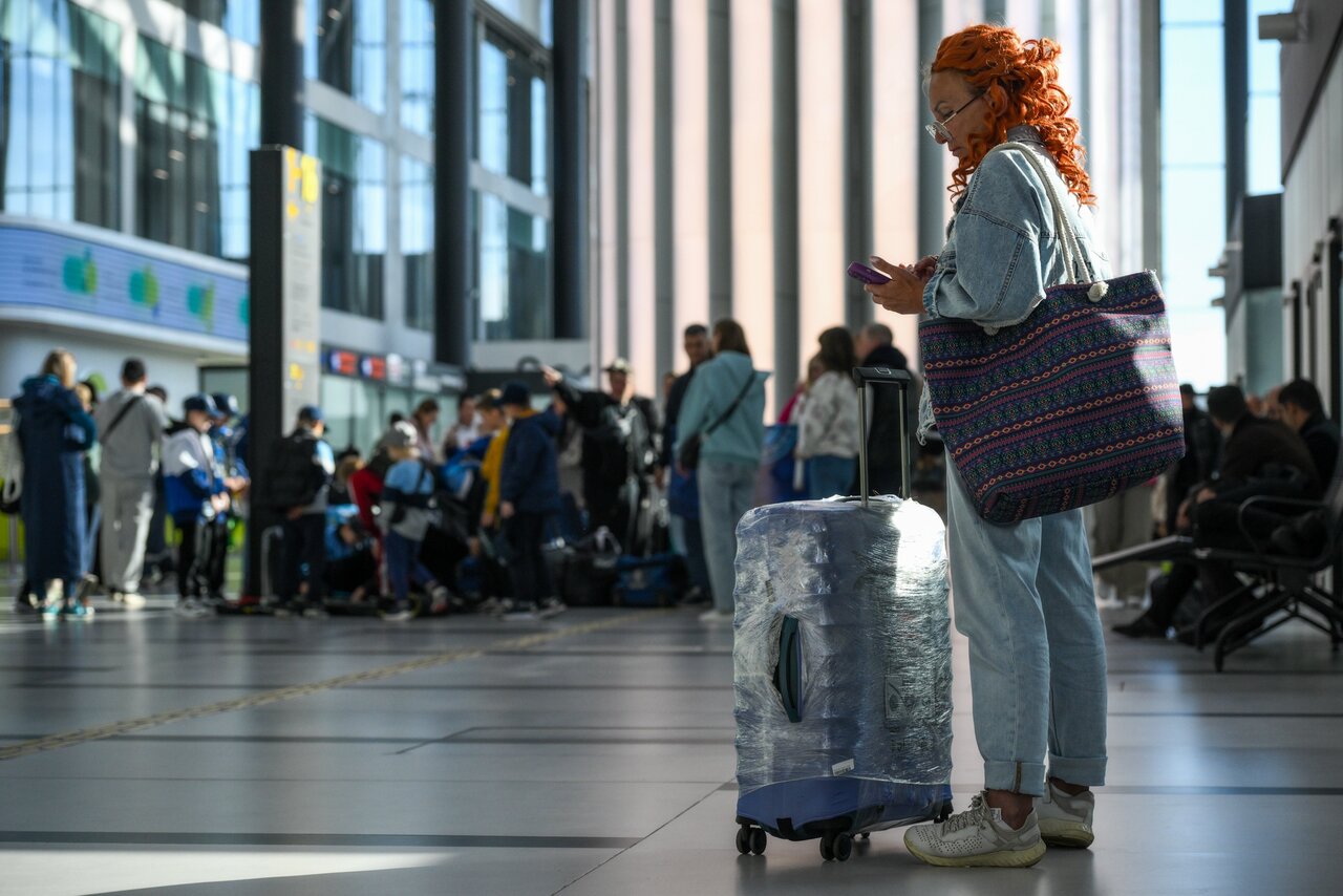 Самолет в небе