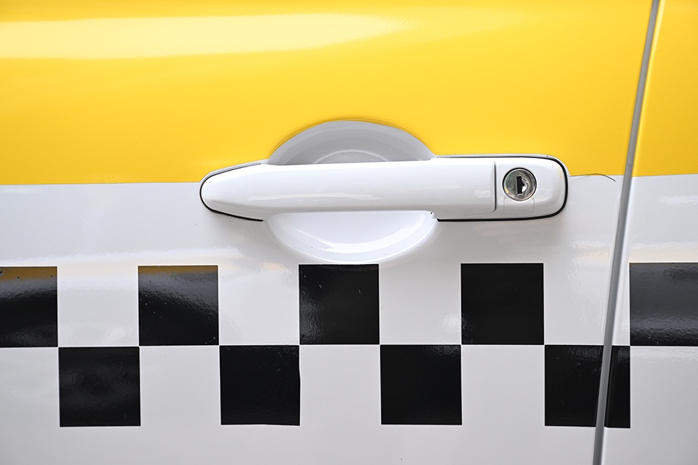 Fasten Taxi Concept