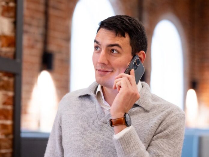 Изображение, символизирующее разнообразие мобильных тарифов, как шведский стол