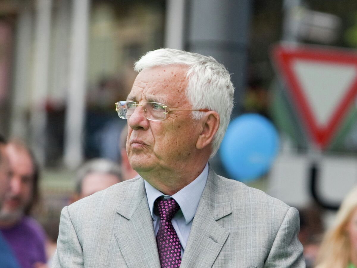 Раймонд Паулс за роялем