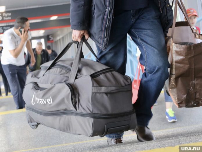 Карта Большого Приуралья с обозначением туристических маршрутов и исторических объектов