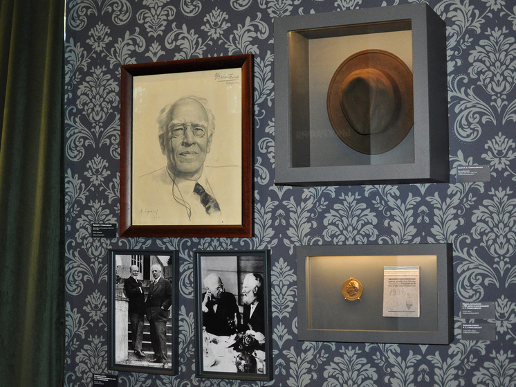 Владимир Машков на выставке