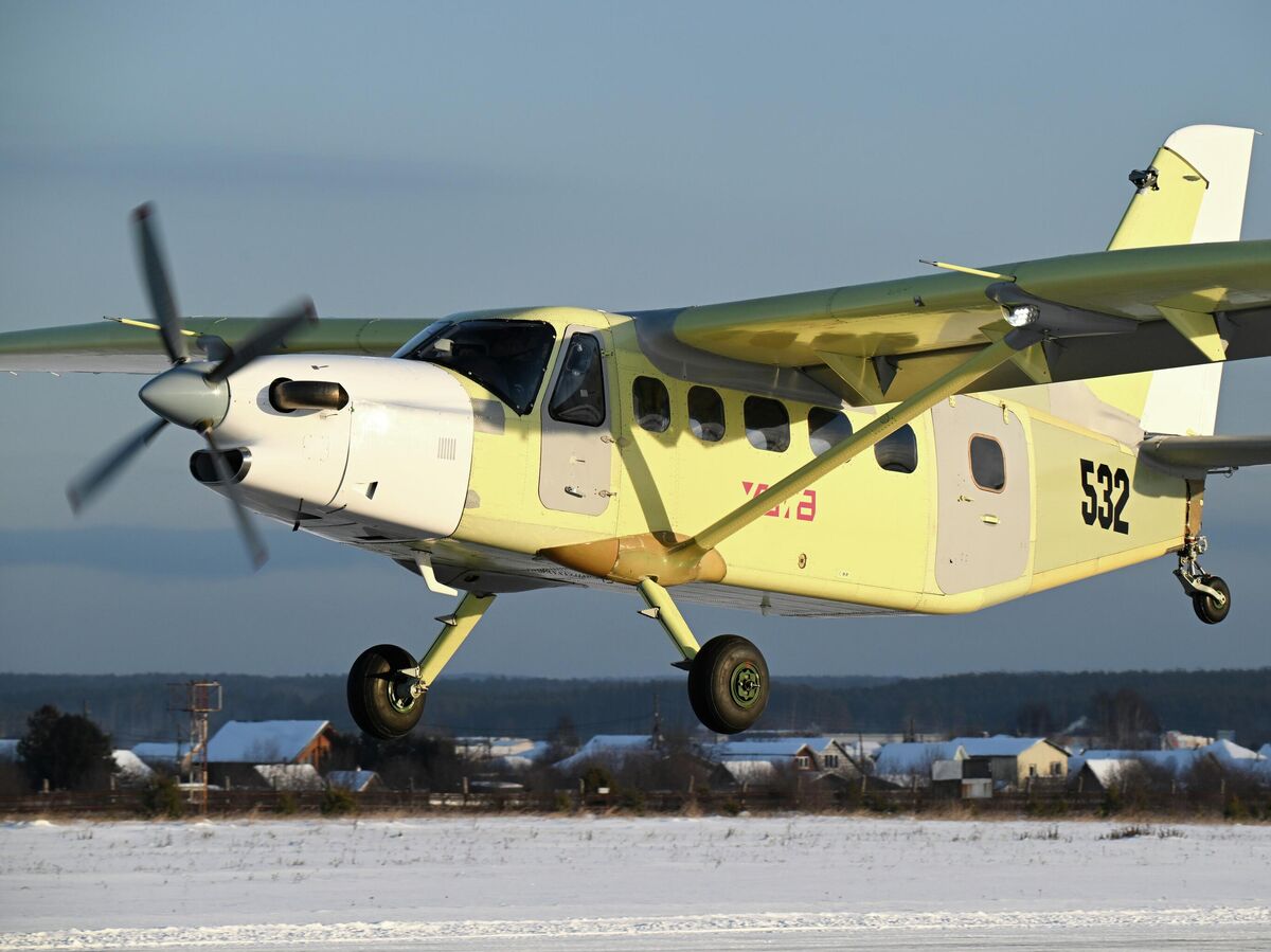 Самолет Байкал