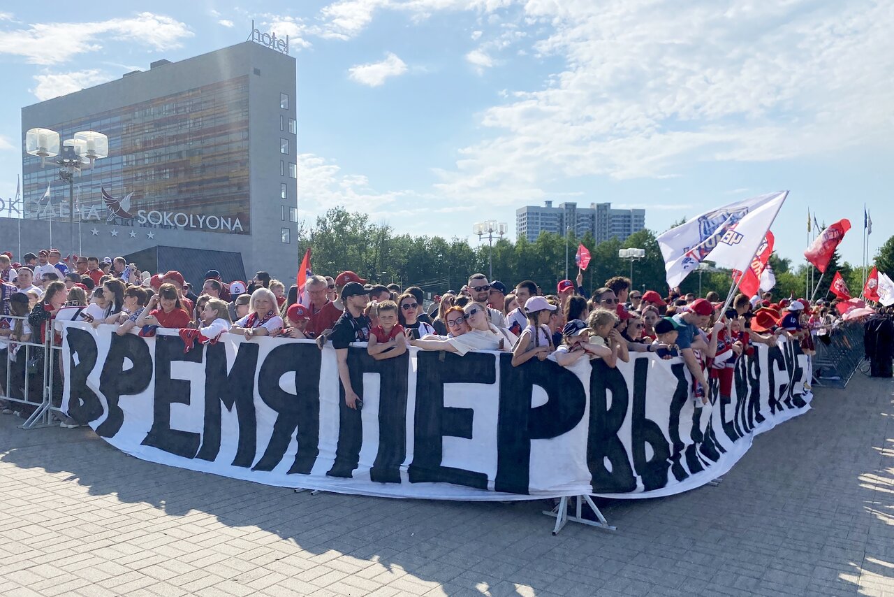 Ярославцы выбирают улицу для триумфаторов с клюшками