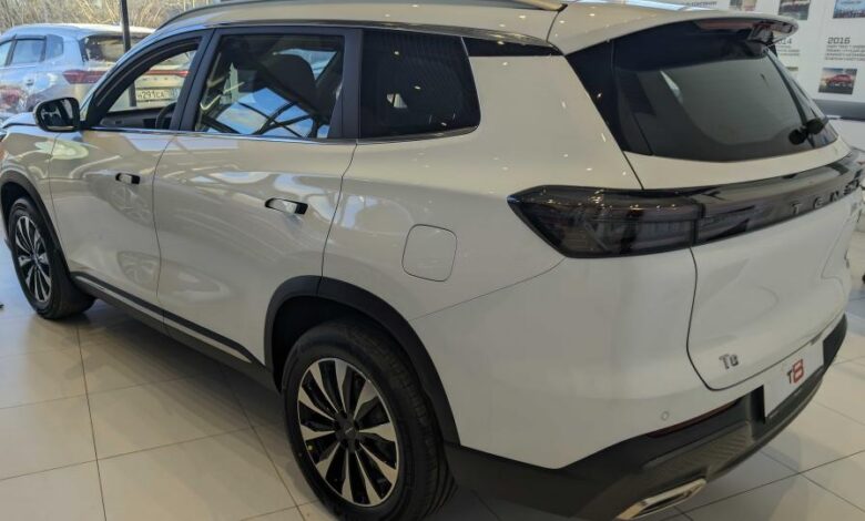 Автомобиль Tenet T8 Прайм с функцией бесконтактного открытия багажника