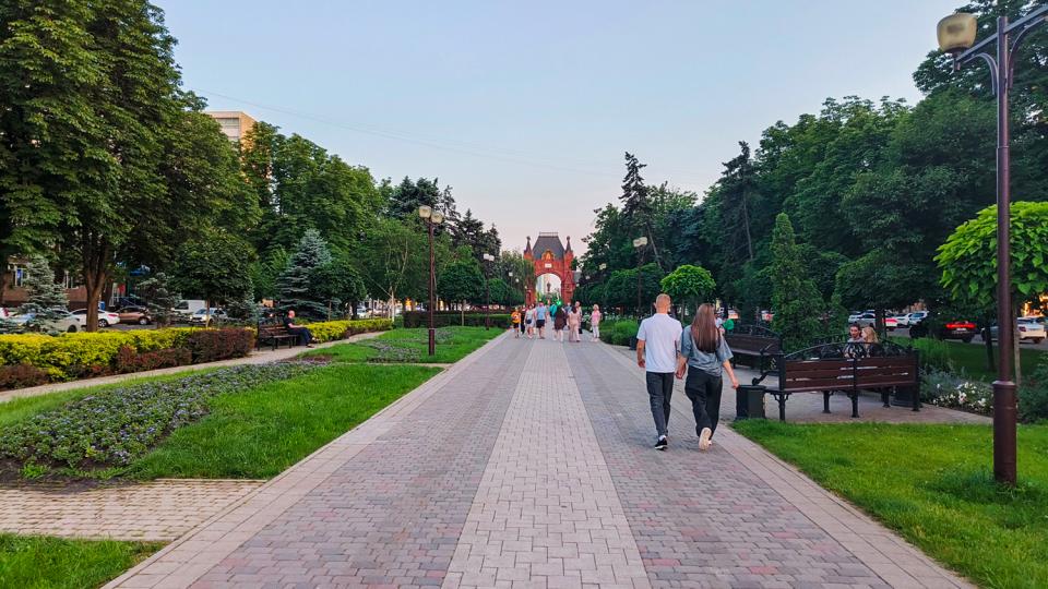 Новый бульвар в Новотроицке, привлекающий внимание горожан