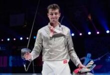 19-летний русский мушкетер с золотым клинком в Гонконге