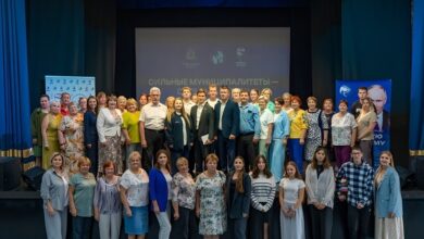 Иллюстрация концепции Виноградовского ренессанса с мостами, чистой водой и символикой знаний