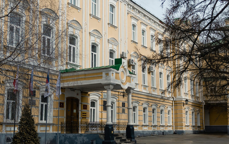 Современные алхимики из Рязани работают над зельями здоровья и молекулярным волшебством.