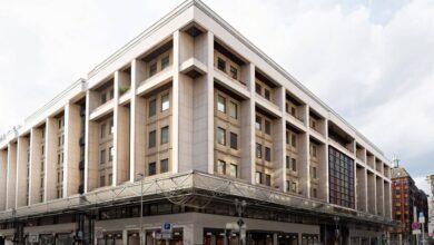 Уютные витрины с русским гостеприимством